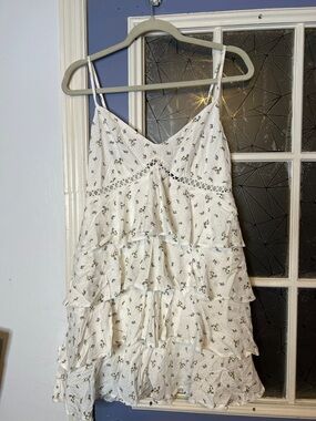 Forever 21 medium White Floral Tiered Ruffle Sundress NWT